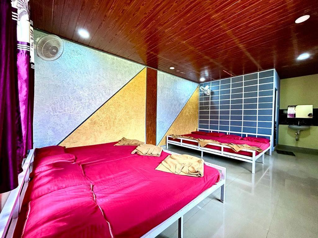 Dandeli Goldfinch Resort Exteriör bild